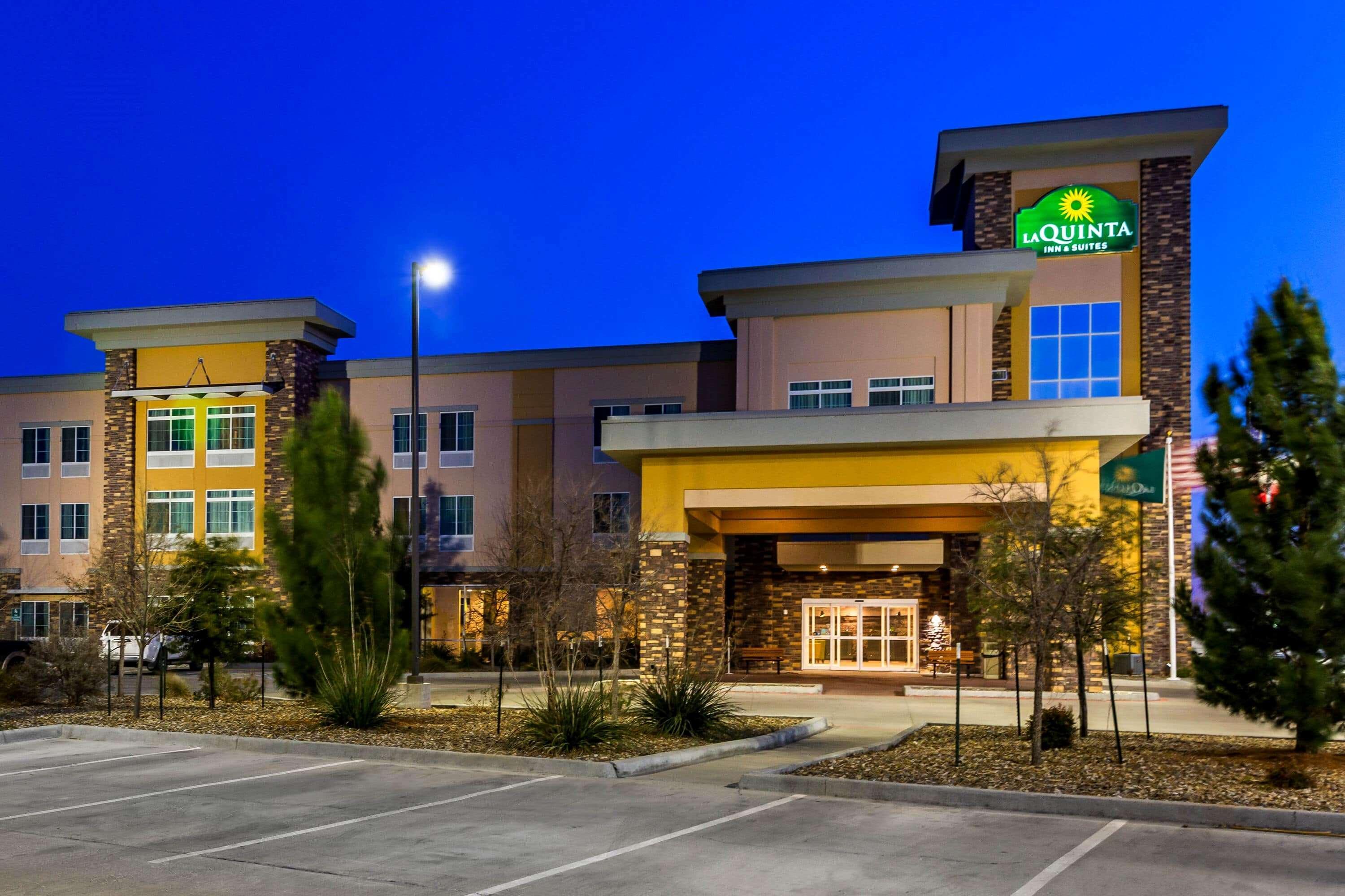 La Quinta By Wyndham Monahans Exterior photo